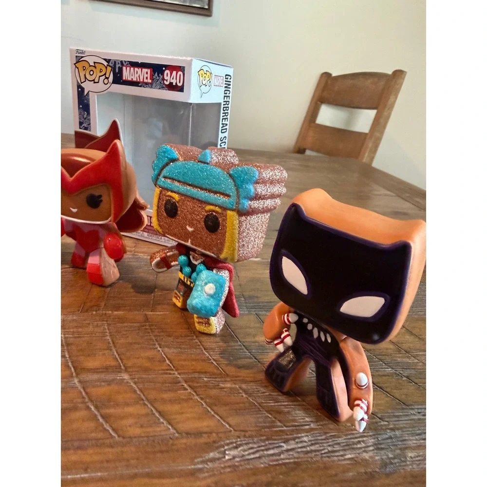 LOT Funko Pop Marvel Gingerbread Holiday Thor Thanos Scarlet Witch‎ Panther MCU